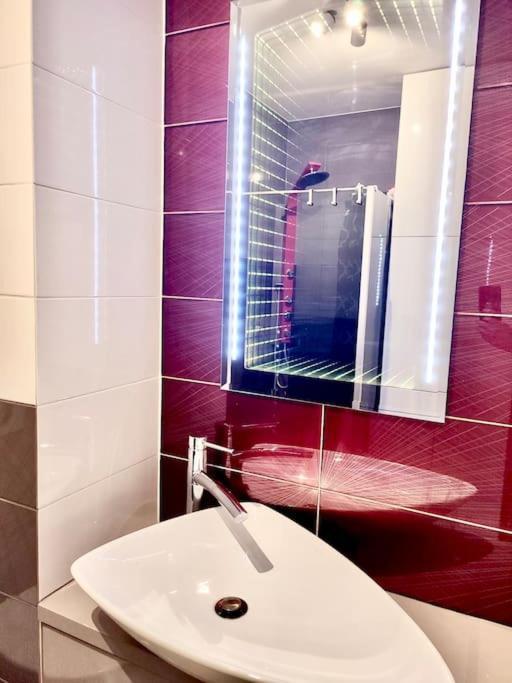 Nowoczesny Apartament Na Pradze Varsóvia Exterior foto